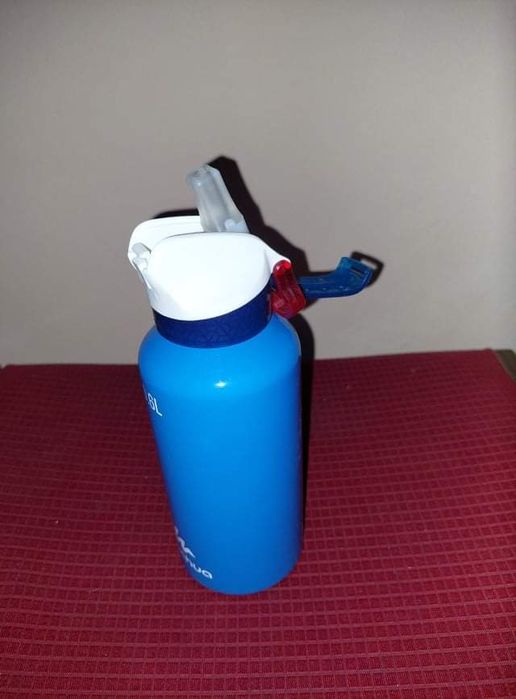 Спортна бутилка за преходи