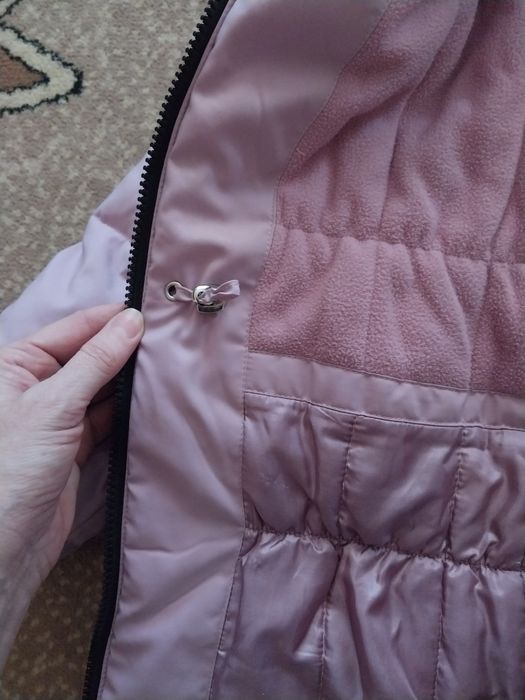 Куртка зимняя на девочку.