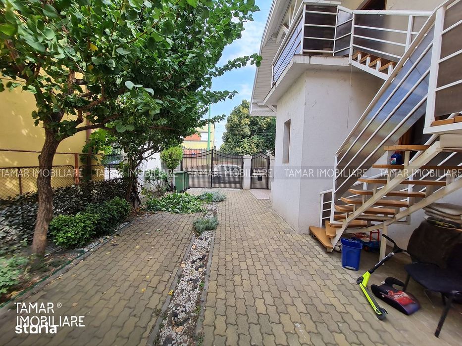 Spațiu Comercial / Apartament 2 Camere cu Vitrină - Cal. Romanilor