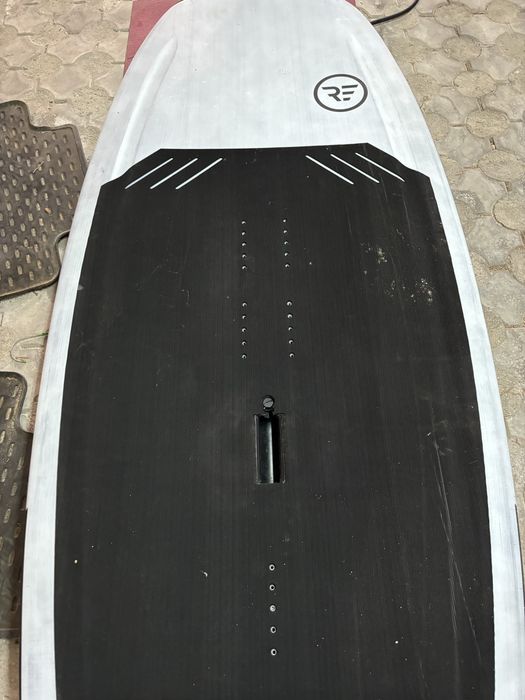 Vând setup complet Wingfoil / SUP Foil / Wake Foil – ideal pentru începători, școli de wingfoil sau rideri care vor un echipament stabil și ușor