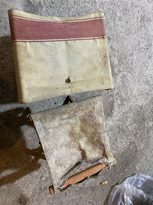 Сгъваеми столове