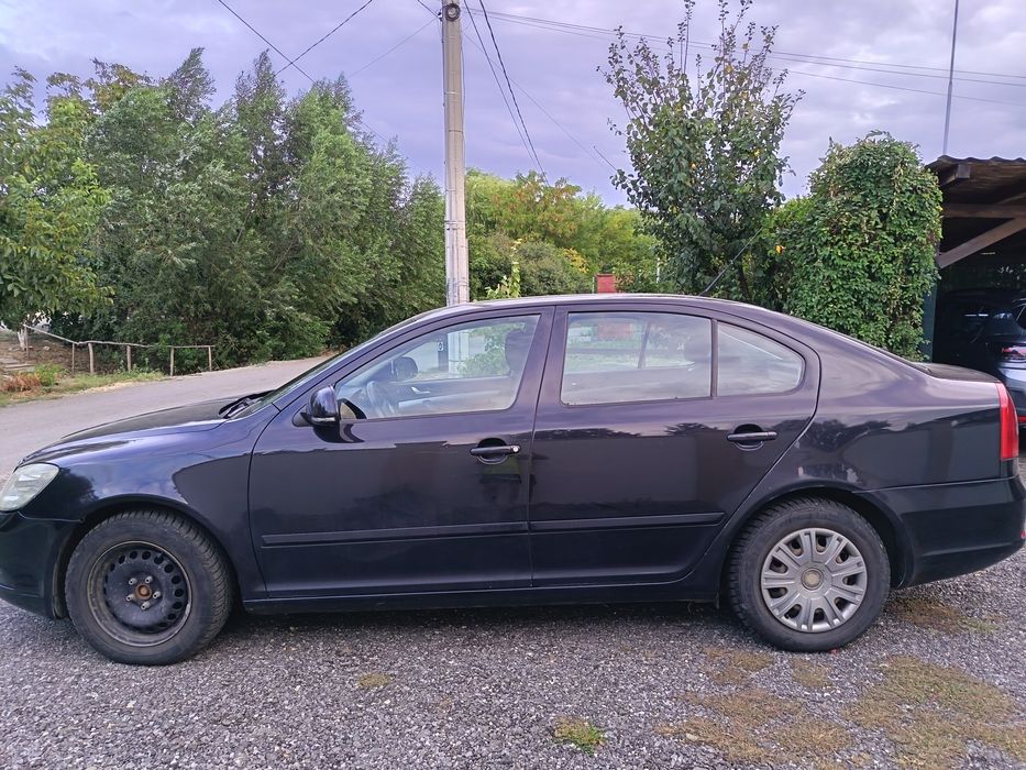 Vand Skoda Octavia  , 1,6 TDI, an 2010 , euro 5, stare bună. ITP valabil până în august 2027.