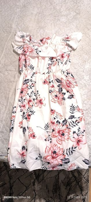 Дамска Ежедневна Рокля Размер S  ЧОСТО НОВА ! ! !