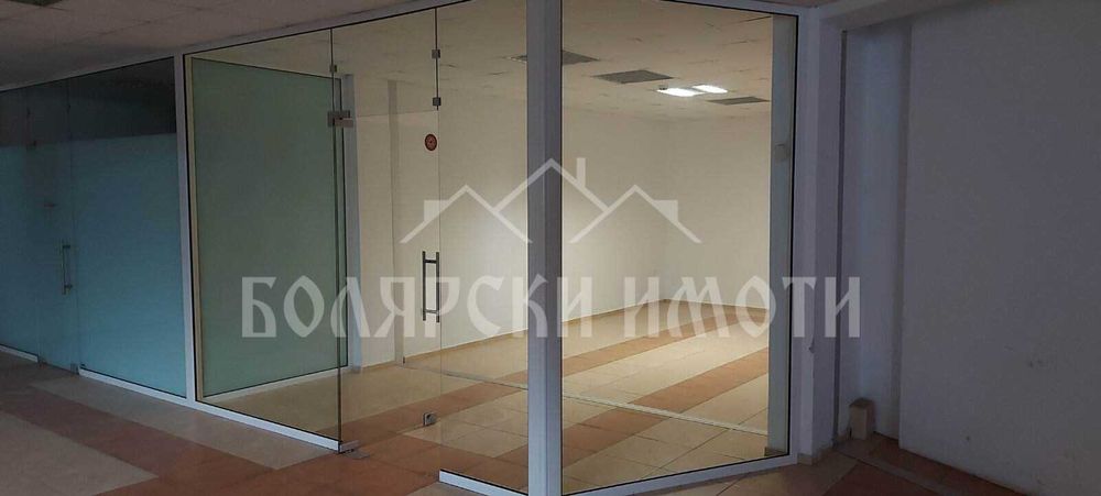 Офис/Магазин до парк Дружба