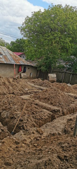 De închiriat miniexcavator 3.5 tone & camionetă basculabilă