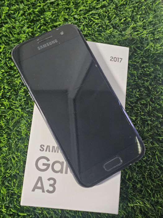 Samsung A320 A3 2017..