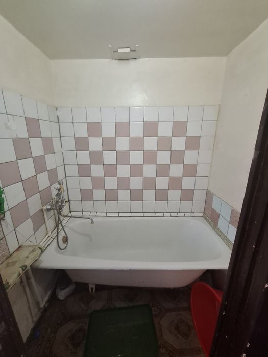 Arenda kvartira Kadishva Muljal tuzel metro bekati oldida 2xona 3xona