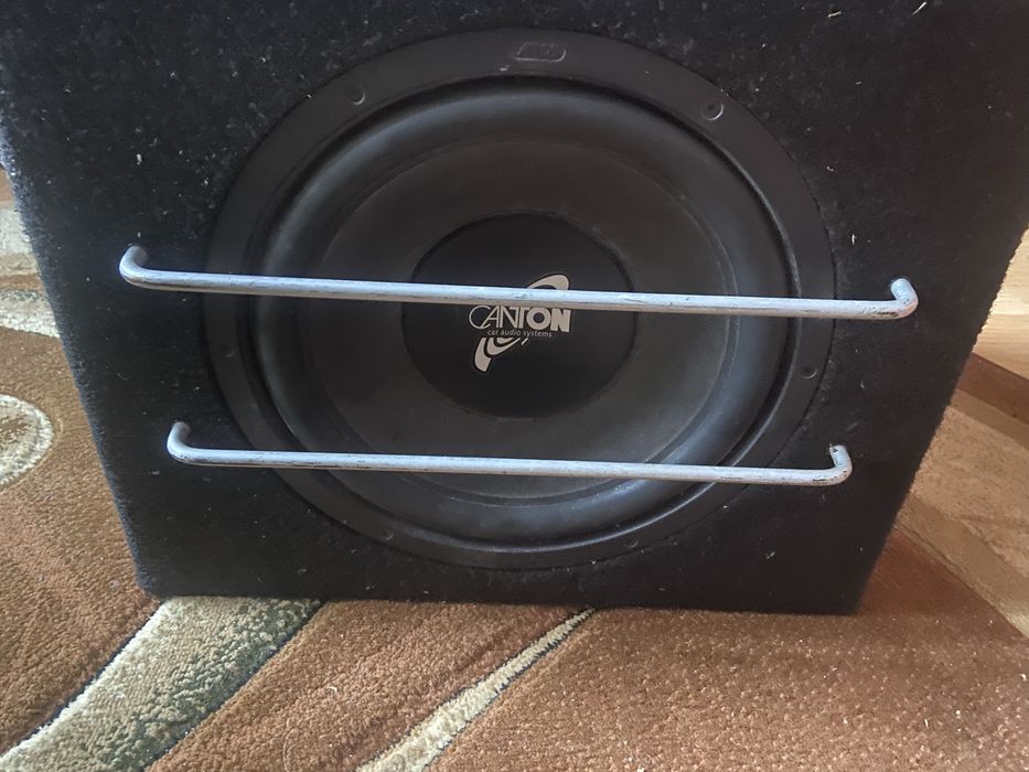 Woofer canton fara amplificator