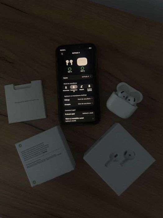Vând AirPods 4