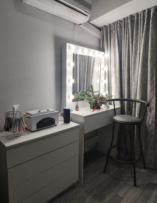 Сдается место для визажиста