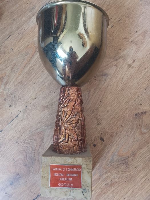 Vând cupă italiană