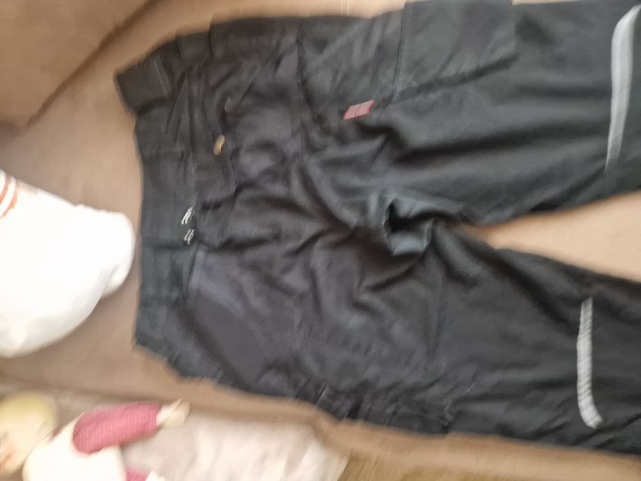 Pantaloni de salopetă barbati