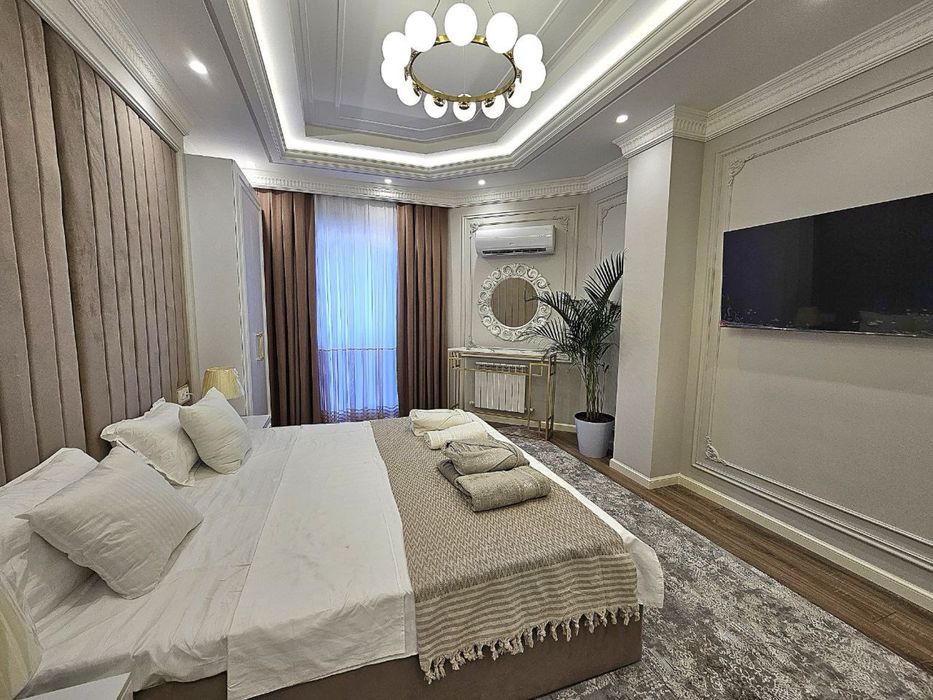 Жк Новомосковская! 3х комнатная квартира 140м2! Новый авторский ремонт