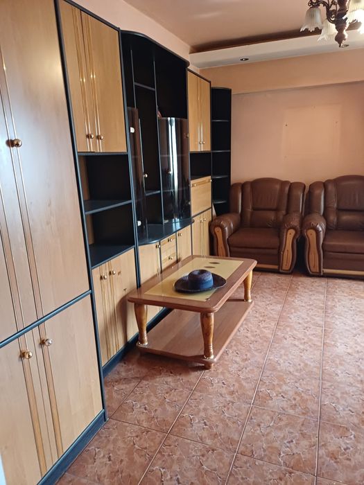 Apartament de inchiriat