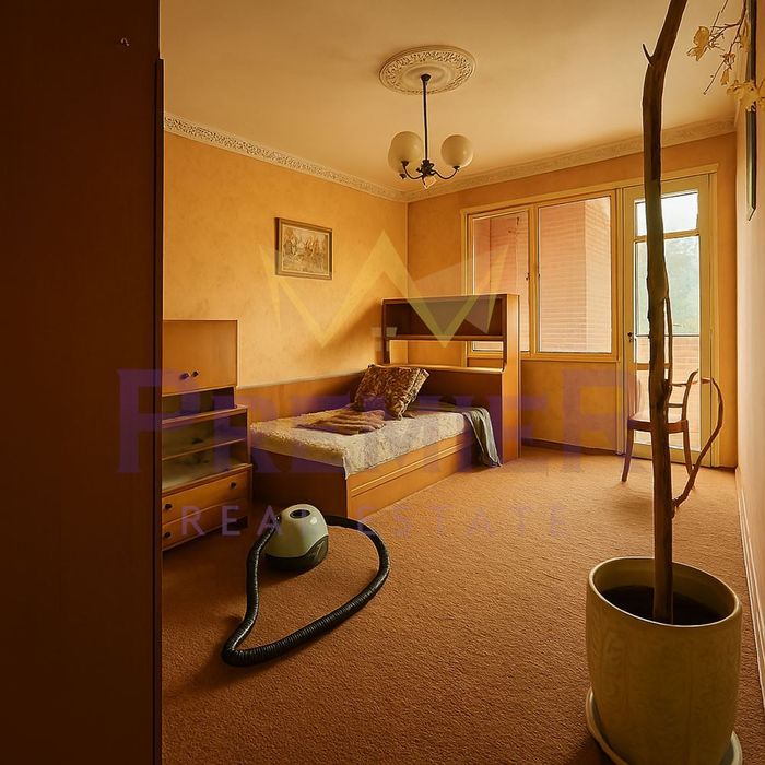 Продава се Многостаен апартамент в Аксаково - 140 кв.м за 1215 €/кв.м - Снимка #6