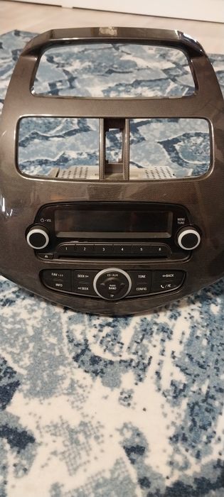Автомагнитолла..