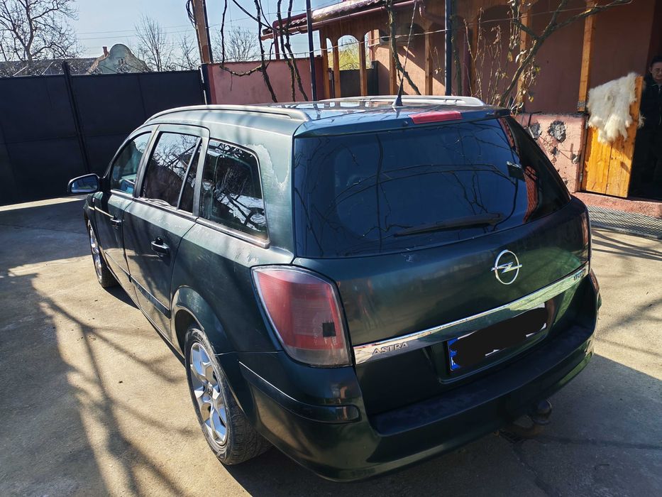 Vând Opel Astra H , preț fix