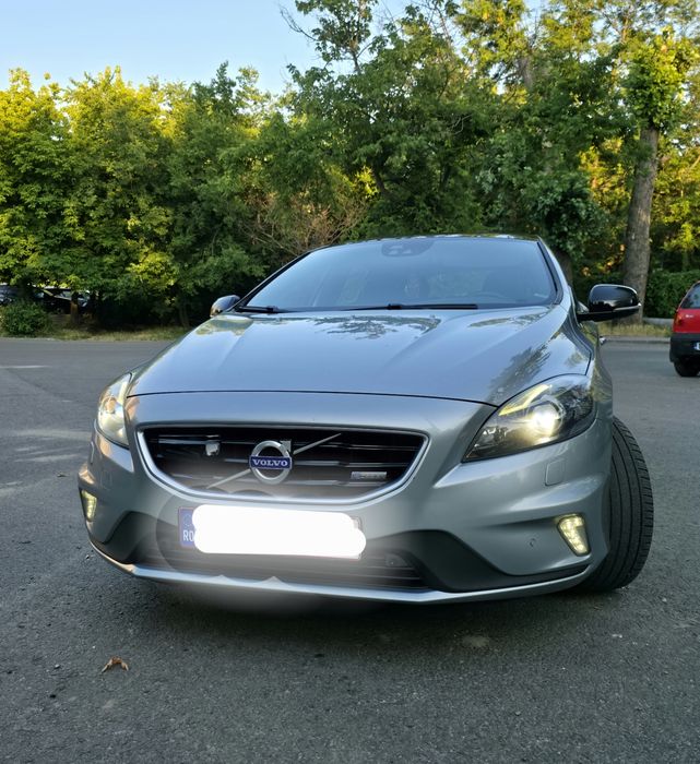 Volvo V40 R-Design