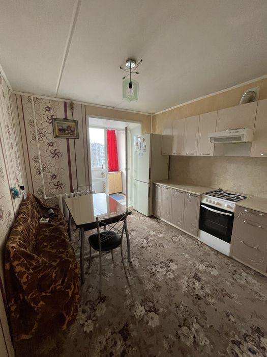 2-комнатная , район 1 поликлинники !