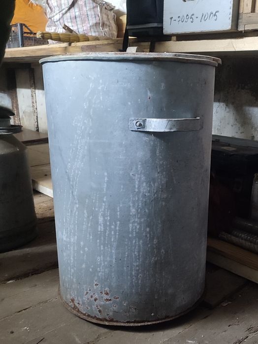 Емкость оцинкованная, бак