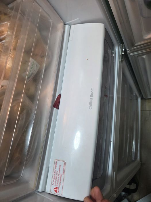 Холодильник  LG, Samsung