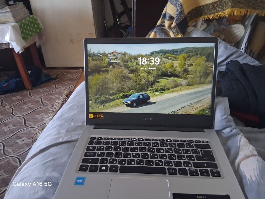 Продавам лаптоп Acer