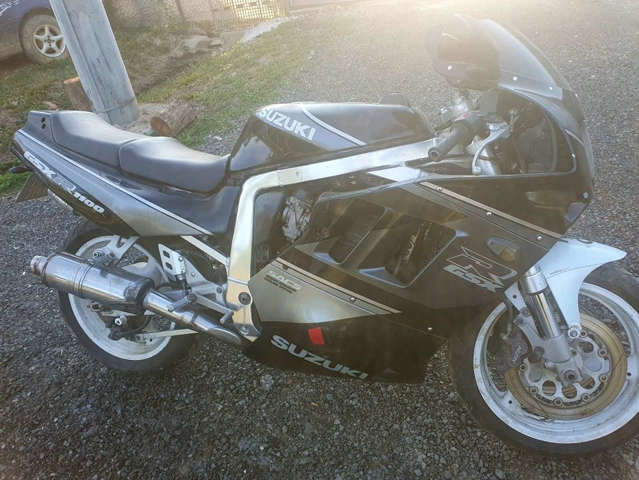Suzuki gsxr  750