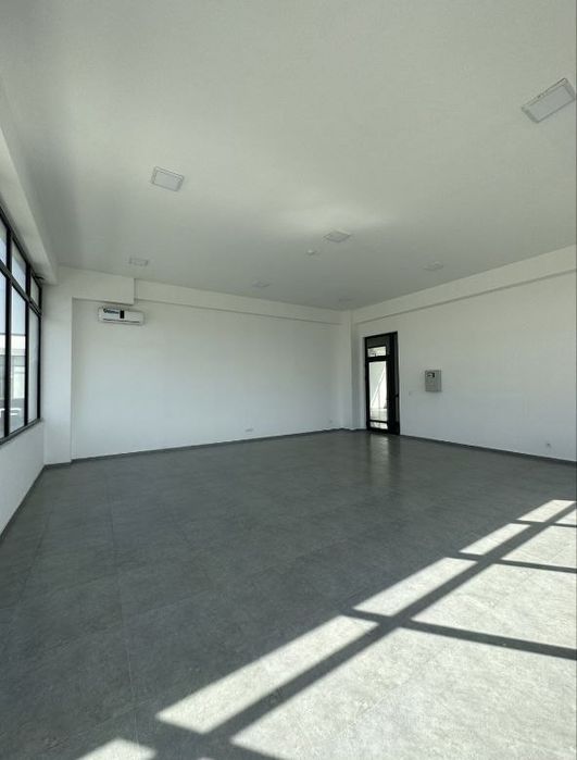 Сдаётся нежилое помещение Сергели Index, 1 ая линия у дороги