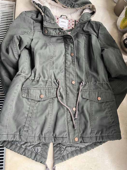 Дамско зимно яке- Only