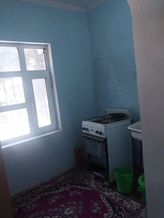 1/1/4  сотилади. 40м²