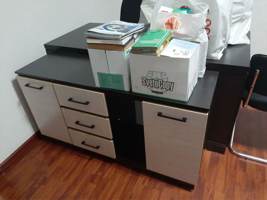 СРОЧНО продаётся ! Офисная мебель Б/У - комплектом, выгодная цена