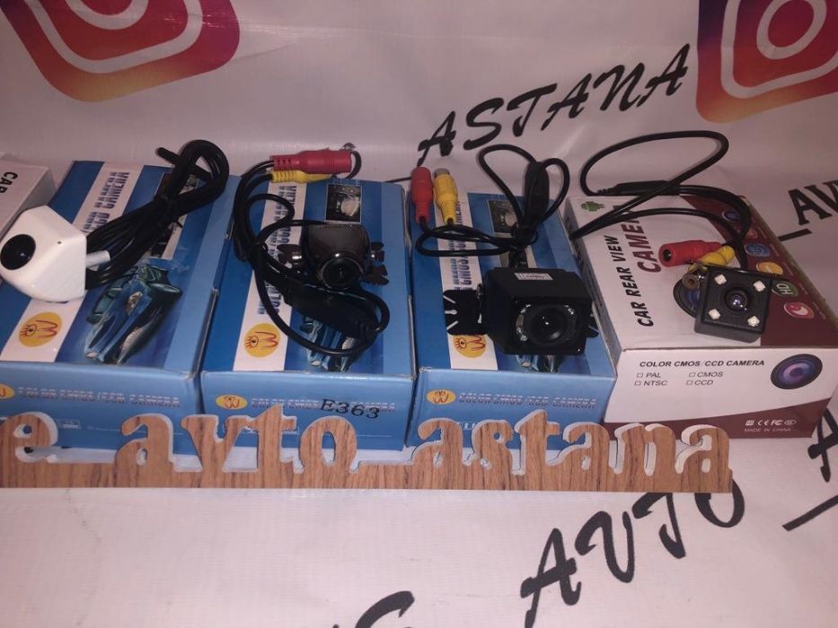 Универсальные камеры заднего вида