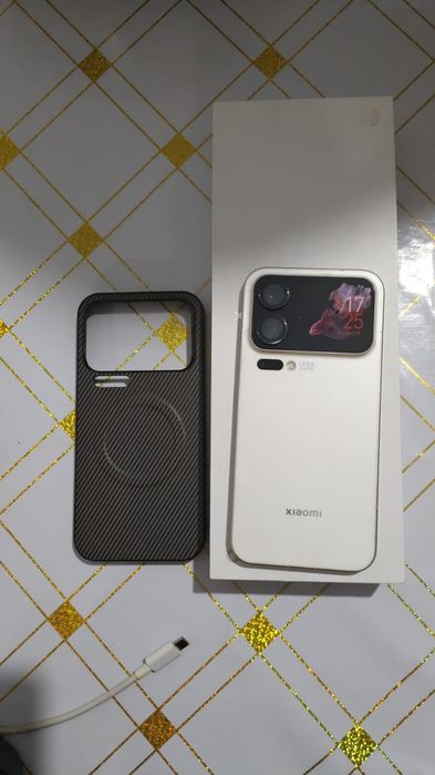 Xiaomi 17пор макс  16/512