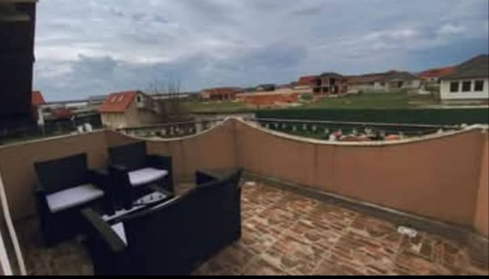 Vând casă P + M 7 camere Cihei - Oradea