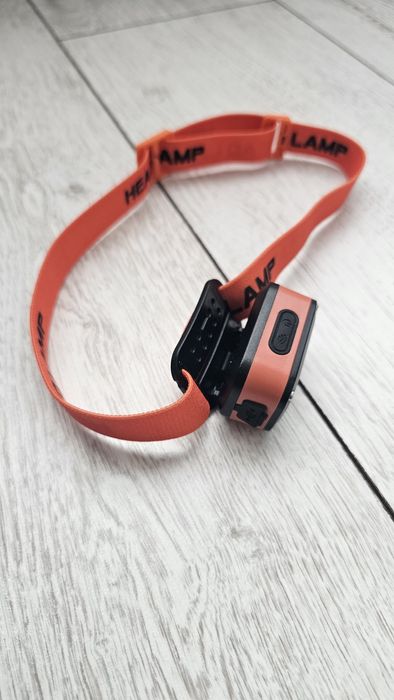 Налобный фонарь с сенсером