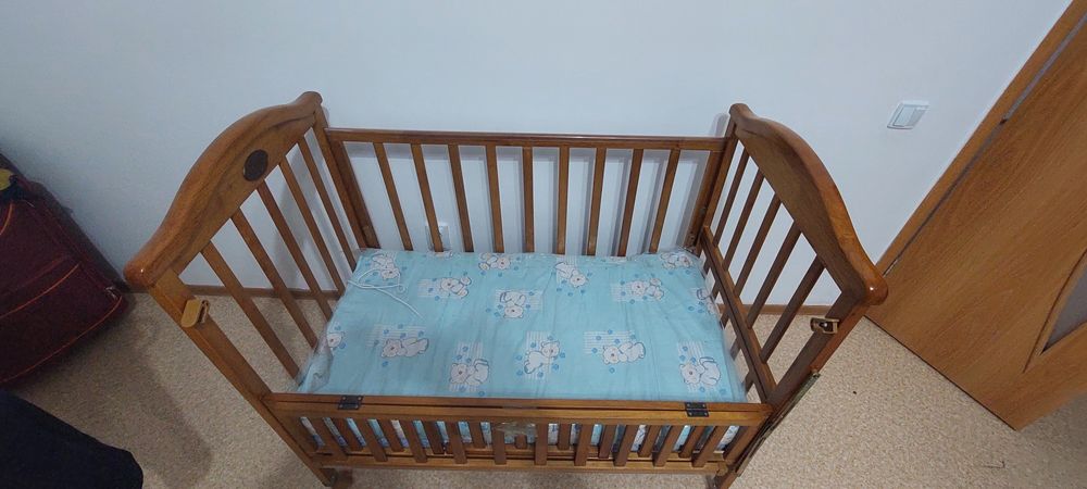 Детская кроватка даром