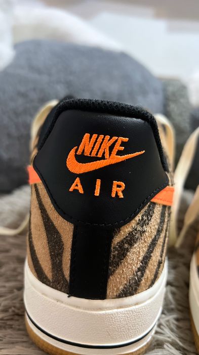 Vând Nike Tiger Air Force
