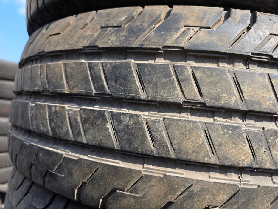 4бр Летни гуми за бус 225 65 16 С - Continental