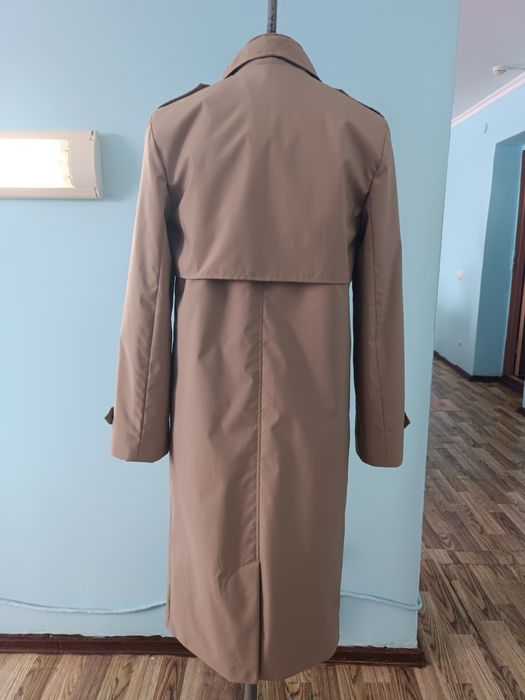 Женский плащ тренч