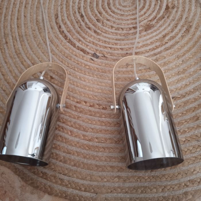 Lampa living cu trei becuri