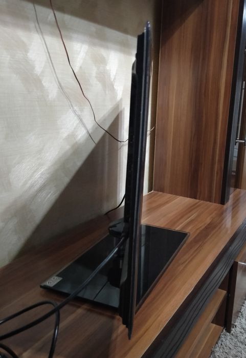 Продам телевизор, компьютер.