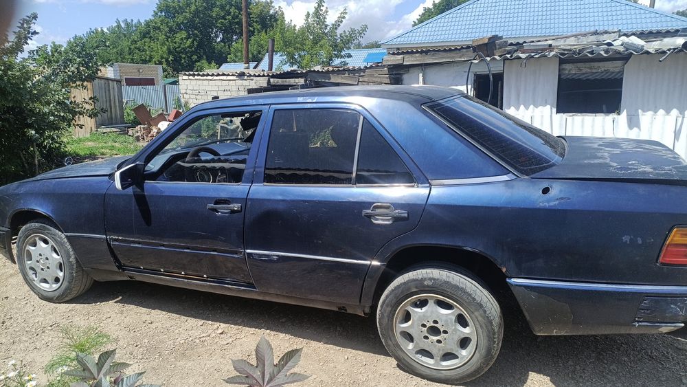 124 Мерседес  Мерседес