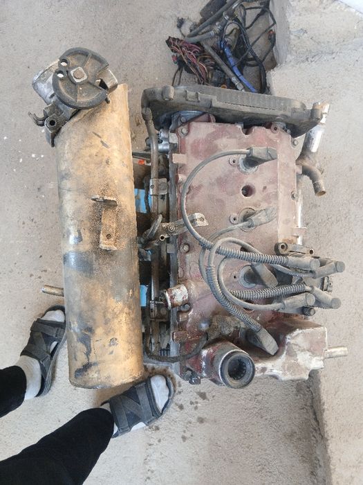 Motor sotiladi Priora