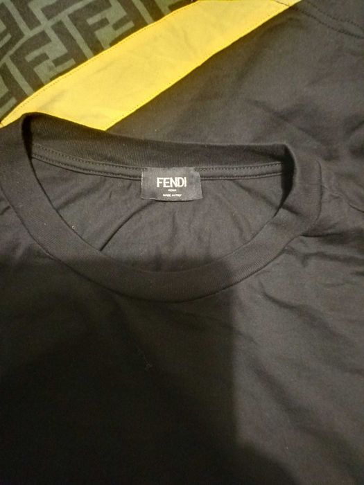 Fendi , оригинална, тениска
