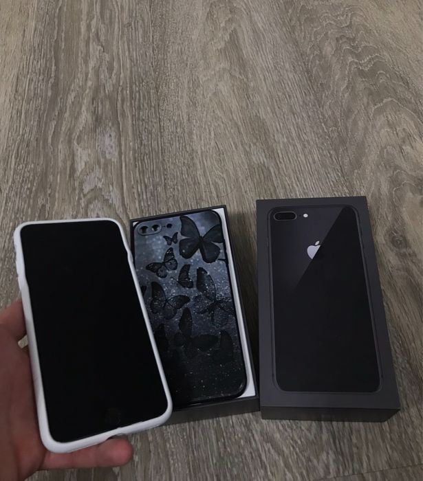 Айфон Iphone 8+ в отличном состоянии