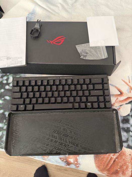 Tastatura Gaming ASUS Rog Falchion Ace HFX