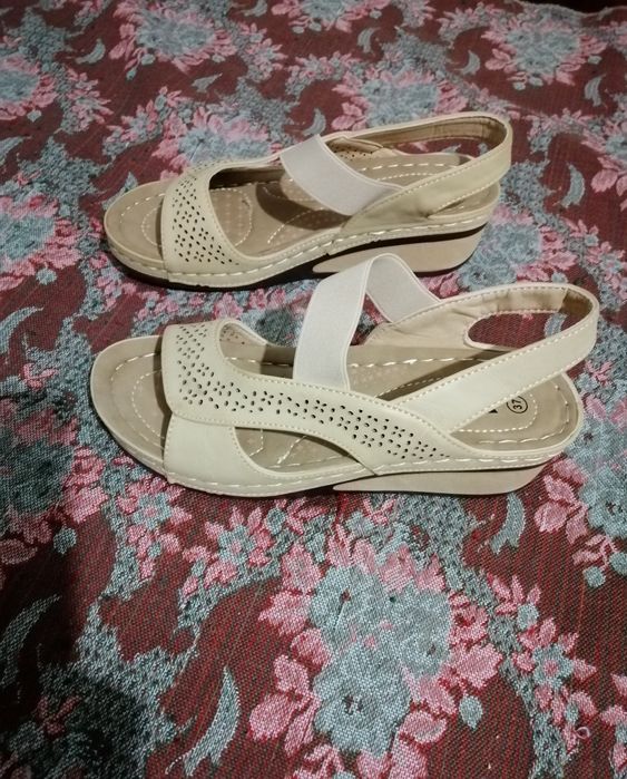 Нови дамски сандали