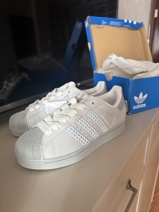 Женские кросовки adidas