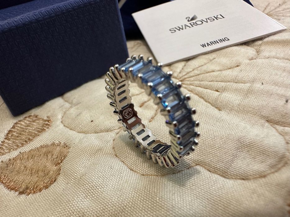 Пръстен Сваровски - син