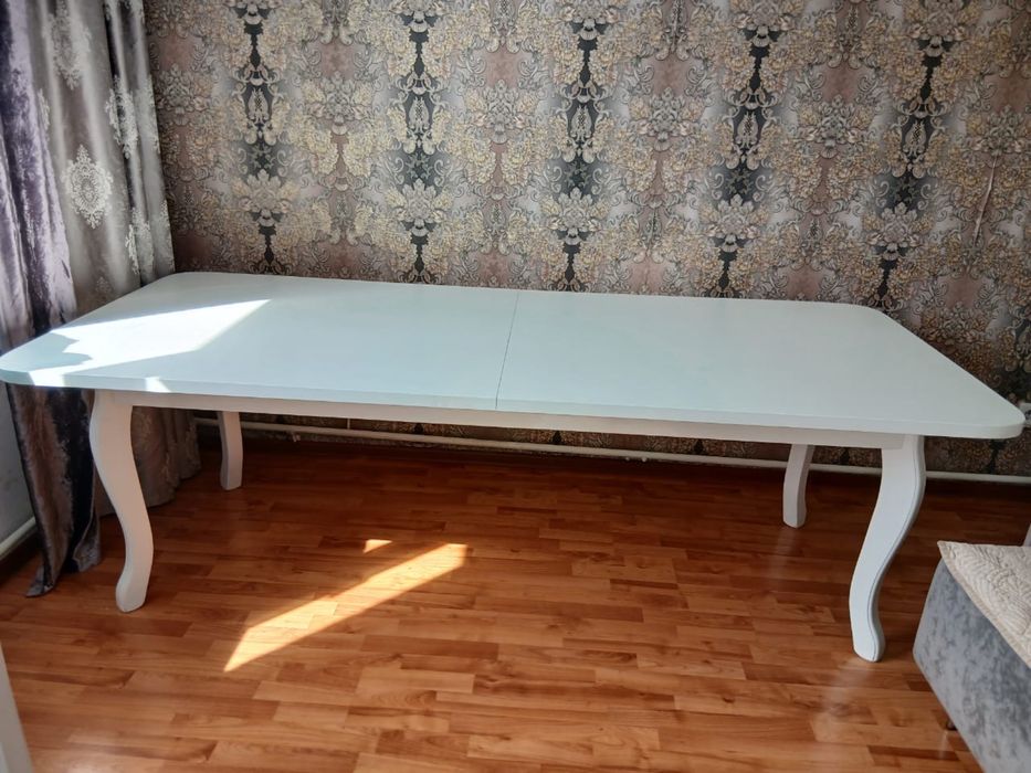 Продам стол в отличном состоянии